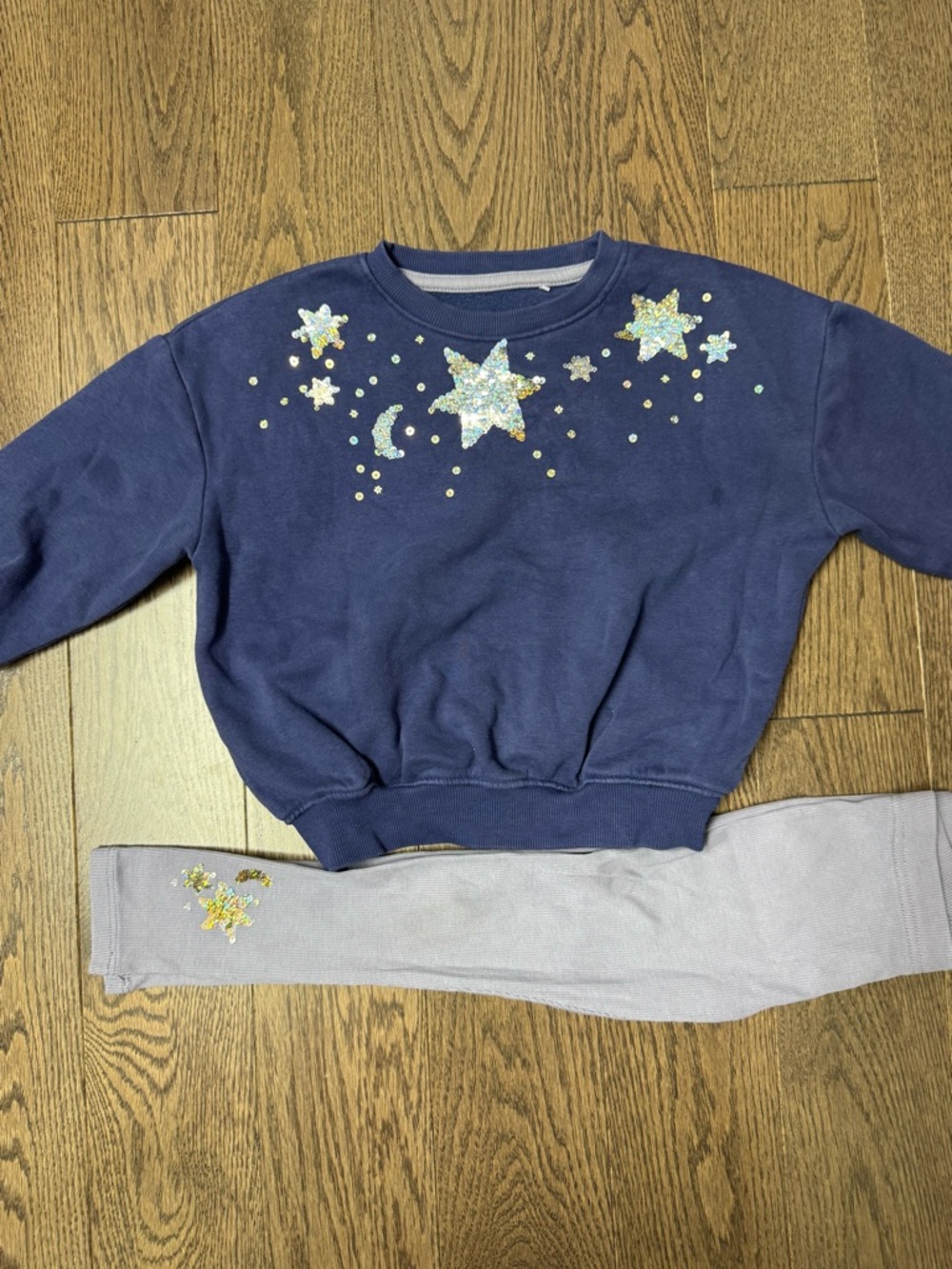 Kids Star Sequin Matching Set - Navy Top & Light Gray Leggings 3/4